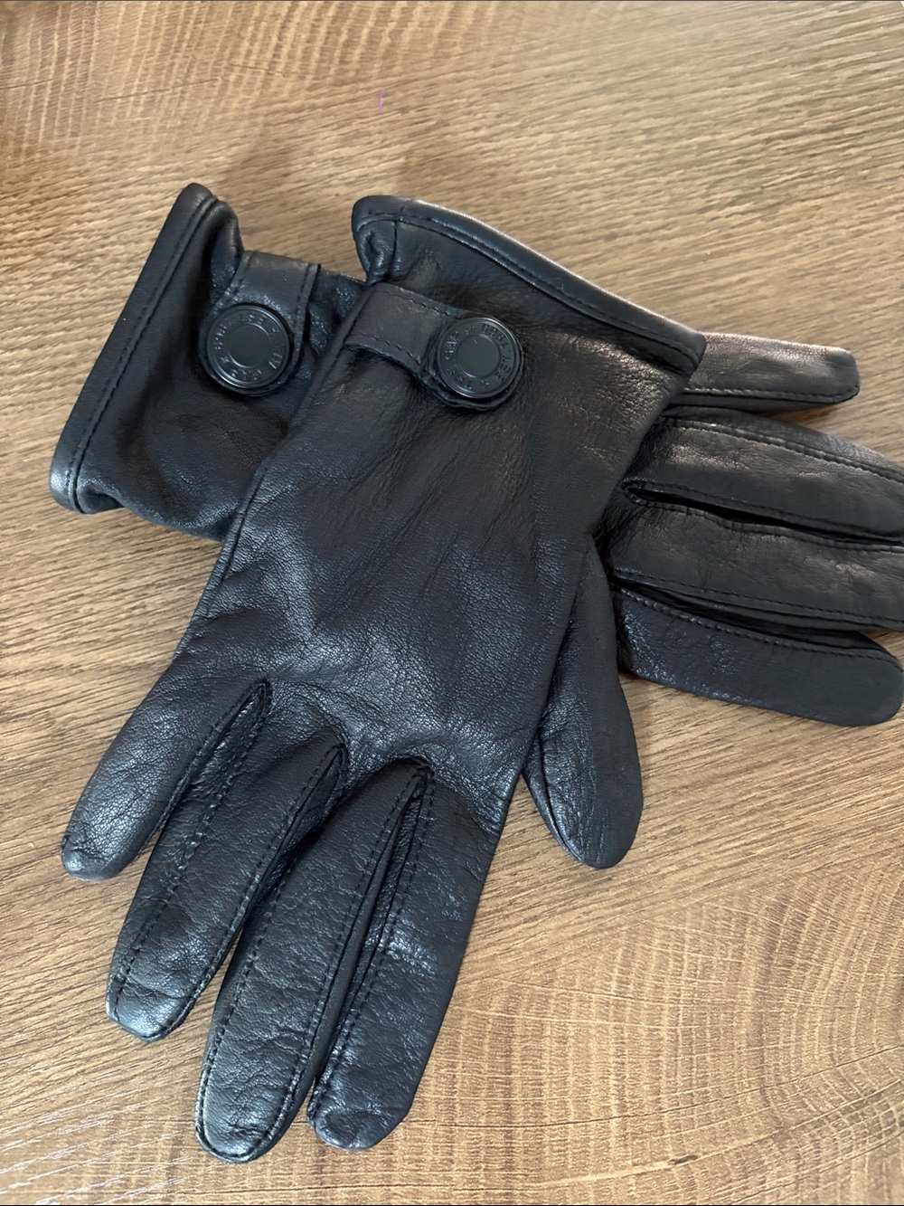NWOT Gap Super-Soft Genuine Leather Gloves, Size S/M